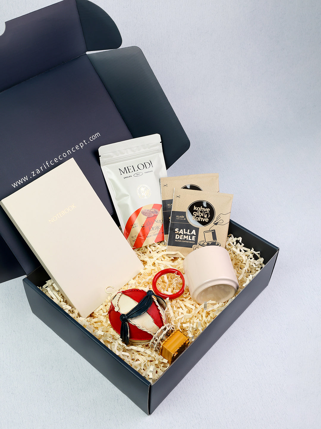 Kırmızı Balon Hediye Kutusu