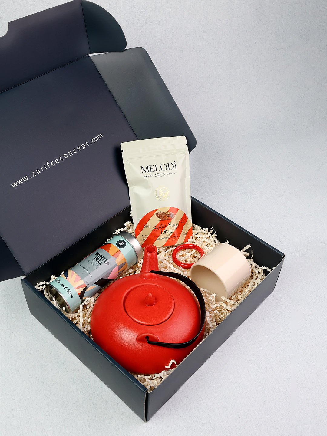 Kendine İyi Bak Kutusu – Kırmızı Demlik